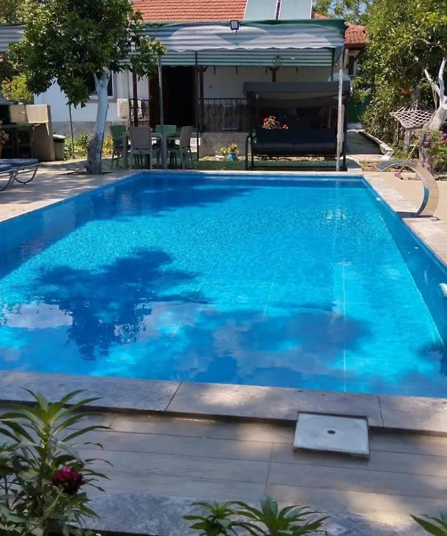 Egedeki Eviniz Villa Koycegiz